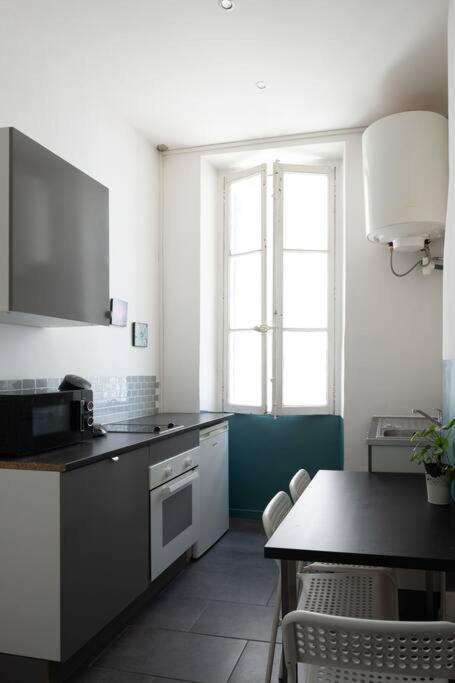 Апартаменты Cosy T1 La Joliette, 2E, Марсель Экстерьер фото