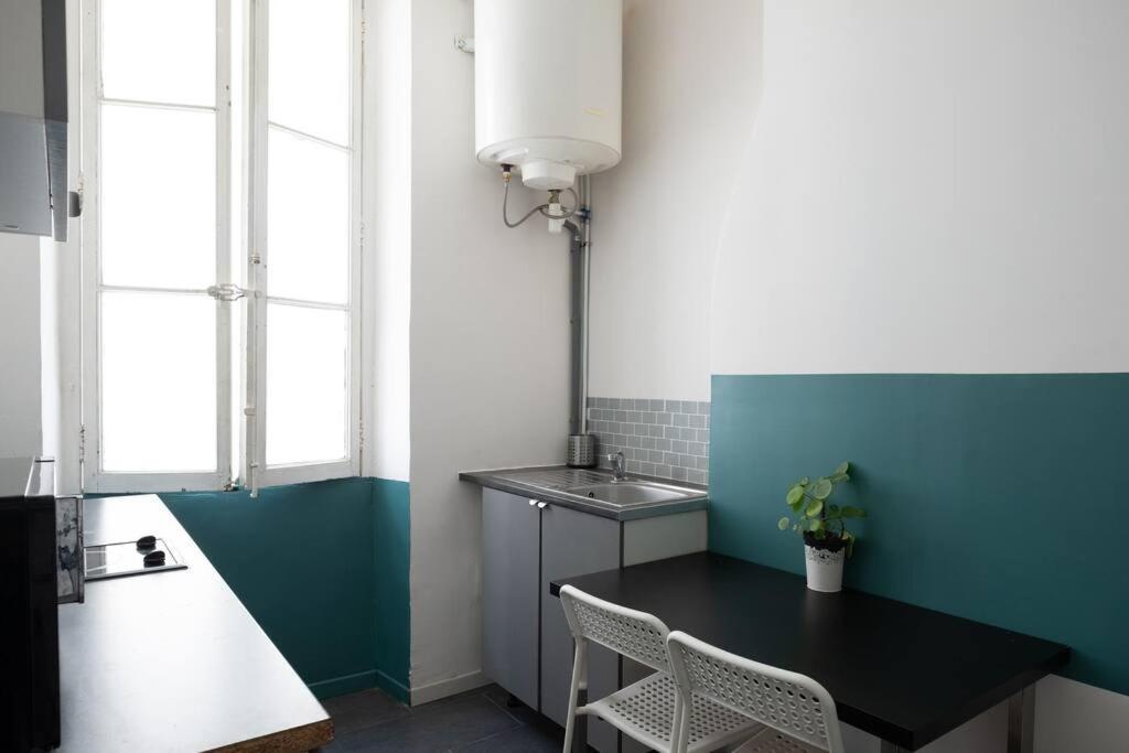 Апартаменты Cosy T1 La Joliette, 2E, Марсель Экстерьер фото